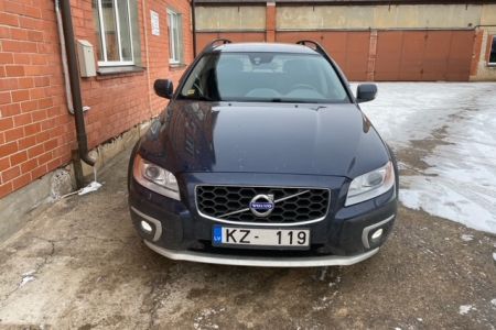 Pārdod automašīnu VOLVO XC70