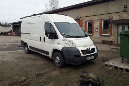 Automašīnas PEUGEOT BOXER izsole